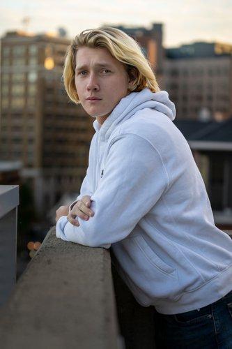 mobile - carousel-hero-element image-16