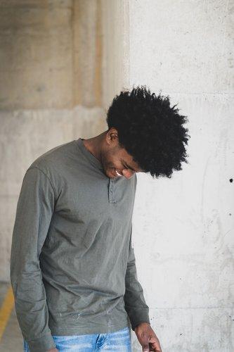 mobile - carousel-hero-element image-5