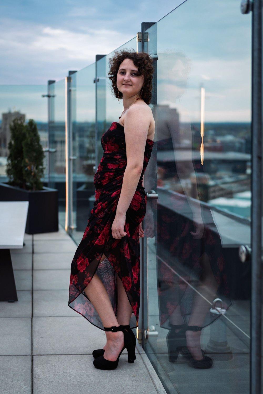 carousel-hero-element image-4